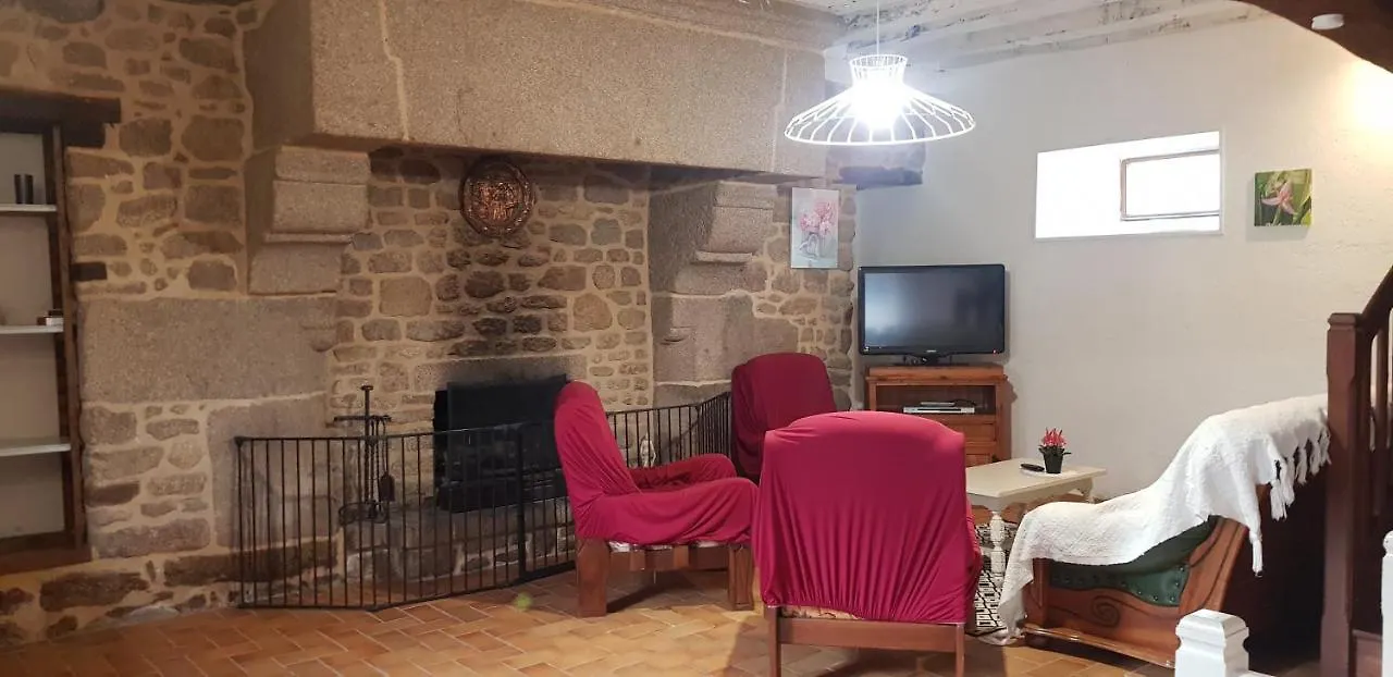 Holiday home La Campagne Bretonne Villa Parigne France
